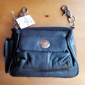Genuine Wild Wear Soft Black Leather Biker Hip/Shoulder/ Crossbody Bag Like-new
